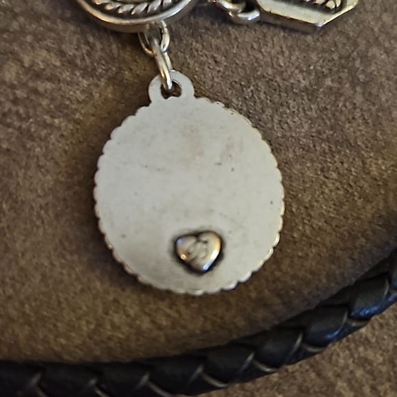BRIGHTON 1990s Greek Mythology Cherub Fleur-de-lis Crown Charm Necklace Belt